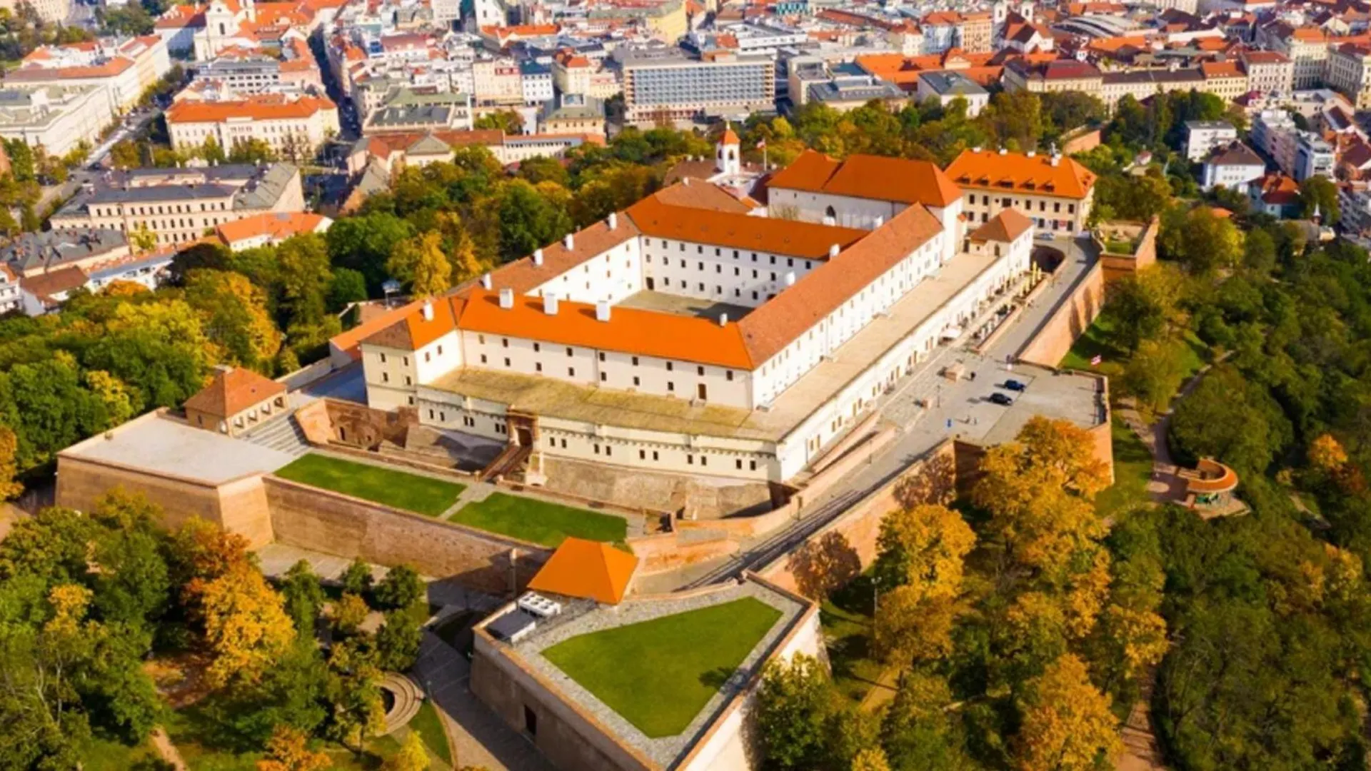 Brno City Center K - Self Check-In Apartment